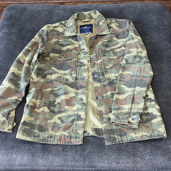 Women’s camouflage shirt - Picture 1 of 3